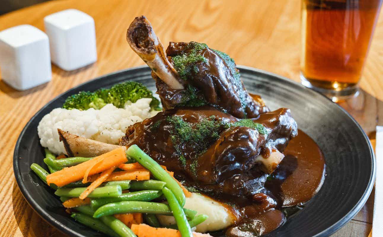 Enjoy New Zealand and Pub Food cuisine at The Speight's Ale House Wanaka in Wanaka
