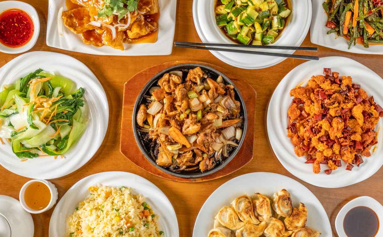 Enjoy Chinese, Vegan options, Restaurant, Wheelchair accessible, Table service, $$$, Families and Groups cuisine at New Flavour Restaurant in Mount Eden, Auckland