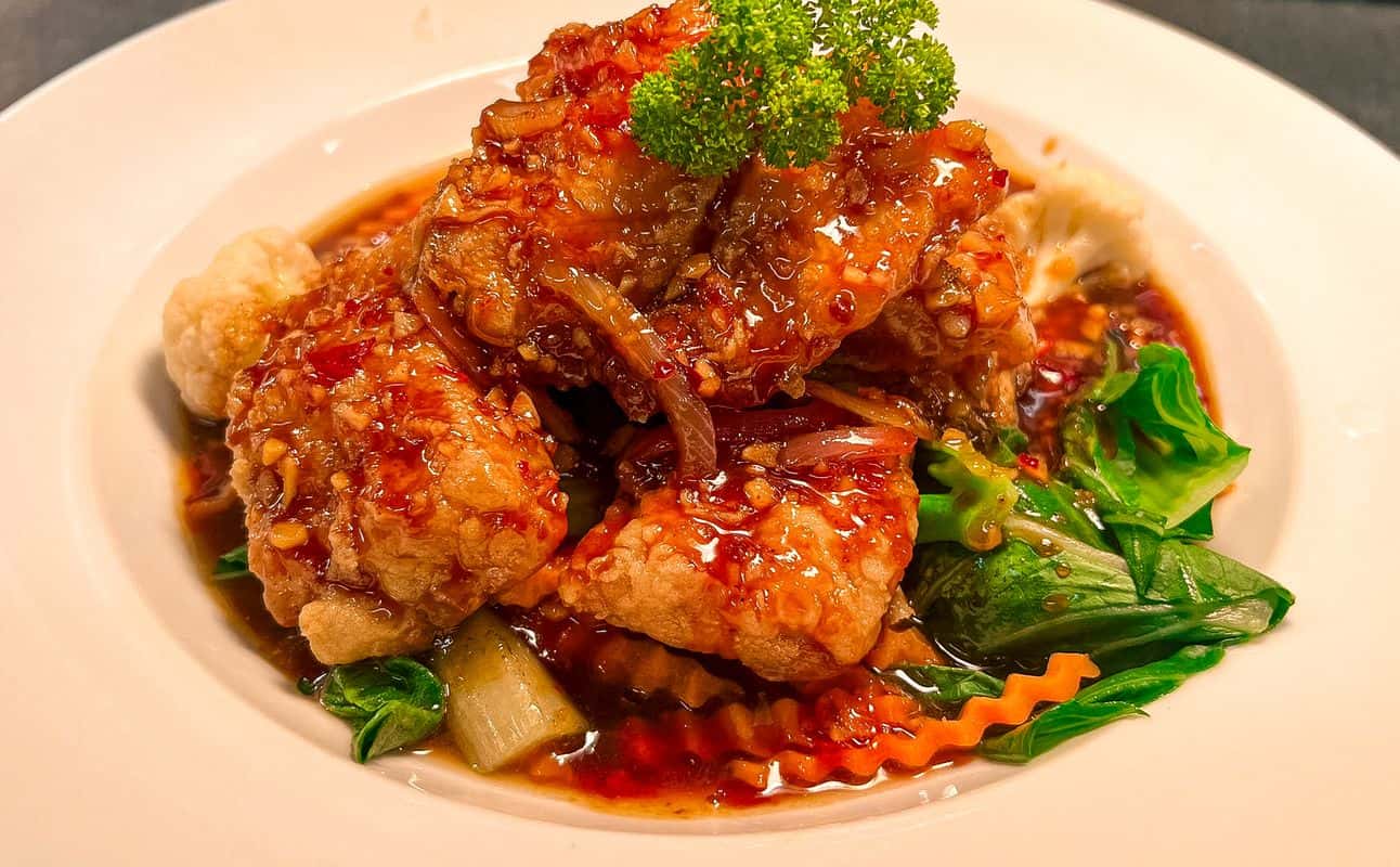 Enjoy Thai, Vegan options, Vegetarian options, Restaurant, Street parking, Free wifi, Indoor & outdoor seating, Wheelchair accessible, Private dining, $$, Families and Groups cuisine at La Ruby Thai in Ferrymead, Christchurch